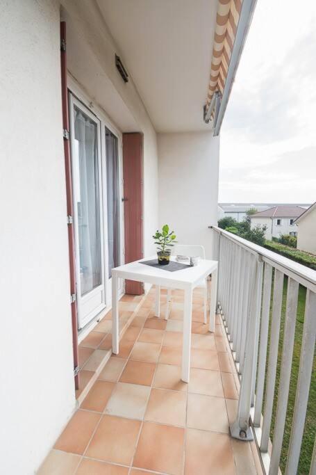 Le Coquet - Balcon - Proche Gare - Parking Daire Bourg-en-Bresse Dış mekan fotoğraf